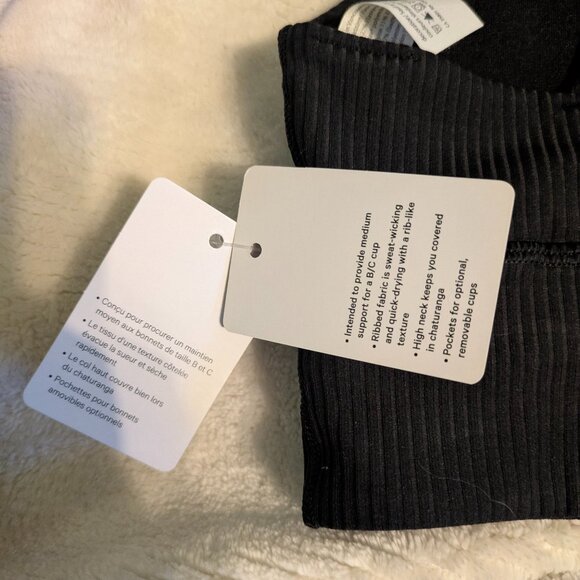 Lululemon Size 2 Sports Bra - Picture 5 of 6